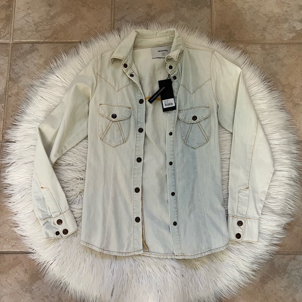 One teaspoon bel air fitted shirt new with tags size xs